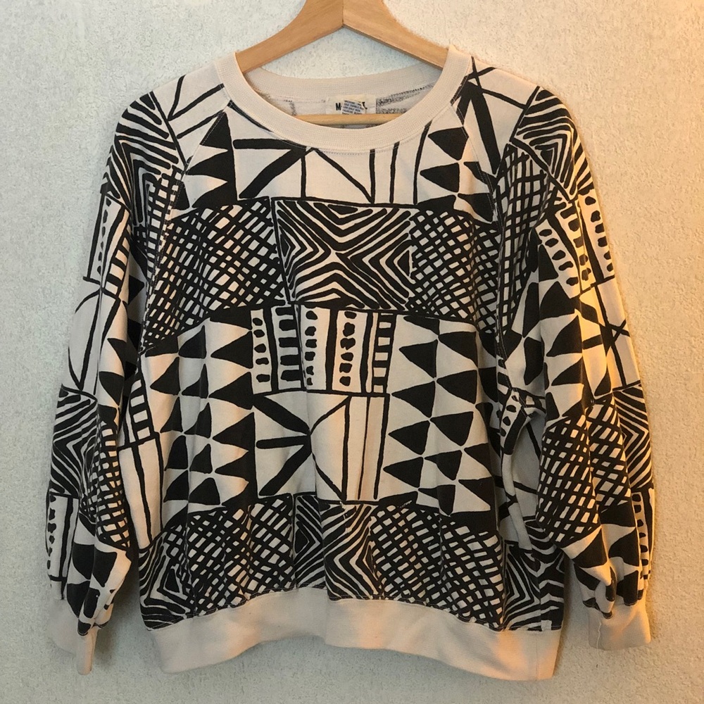 Magnet Vintage Clockblock Geometric Cropped Crewneck Sweatshirt